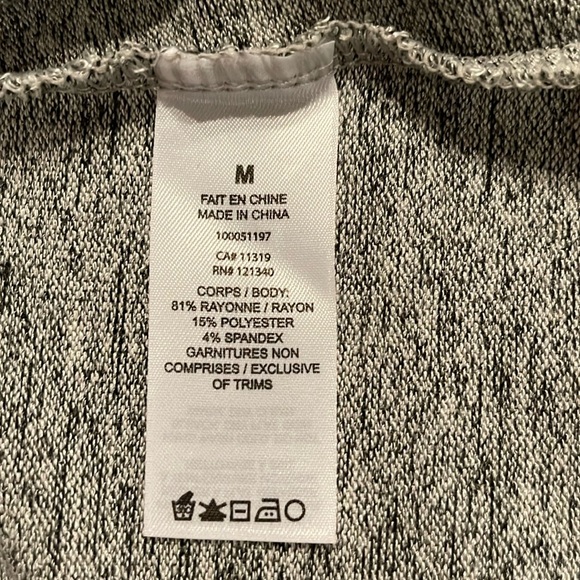 DYNAMITE Mottled Light Grey Mockneck Sweater. Size Medium. - Picture 11 of 11